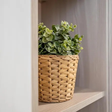 Daire Sage&rosemary - With Garden By Pleiades
